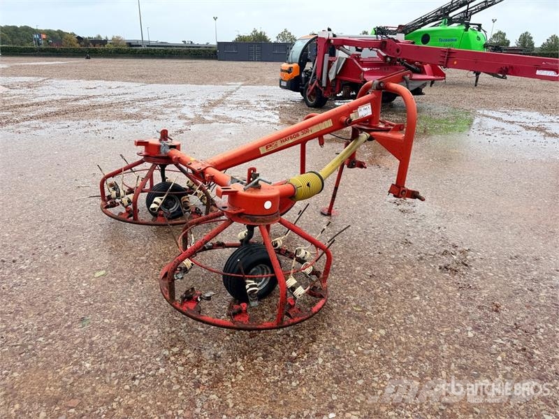 Greenland Haybob 300 3000 mm 3-Point 2 Wheel Hay Tedder مكابس وميبسات التبن