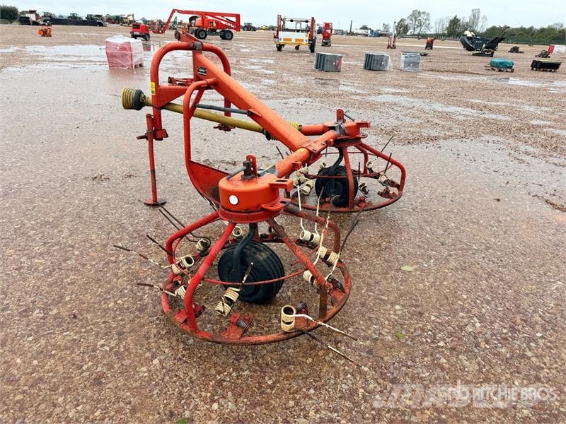 Greenland Haybob 300 3000 mm 3-Point 2 Wheel Hay Tedder مكابس وميبسات التبن