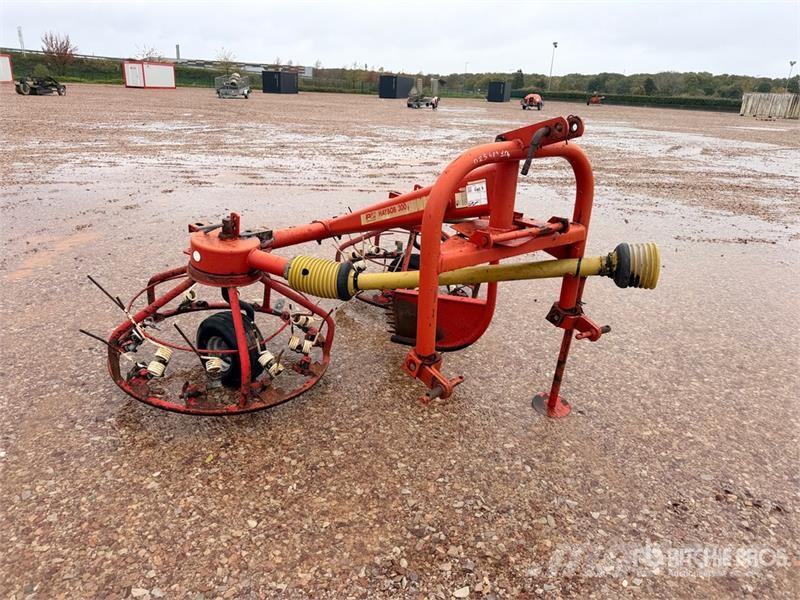 Greenland Haybob 300 3000 mm 3-Point 2 Wheel Hay Tedder مكابس وميبسات التبن