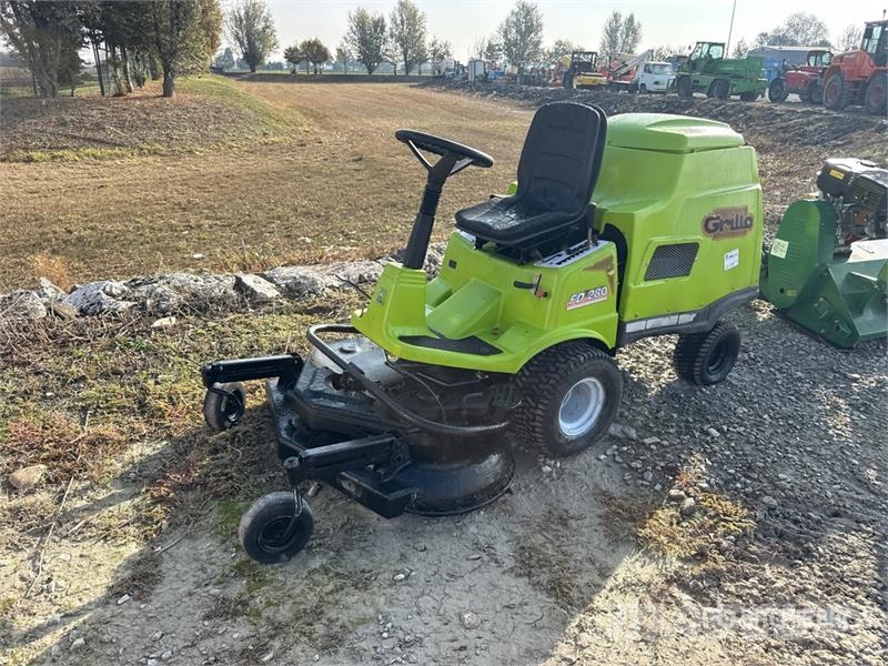 Grillo FD280 Mower Tractor (Inoperable) Micro tracteur