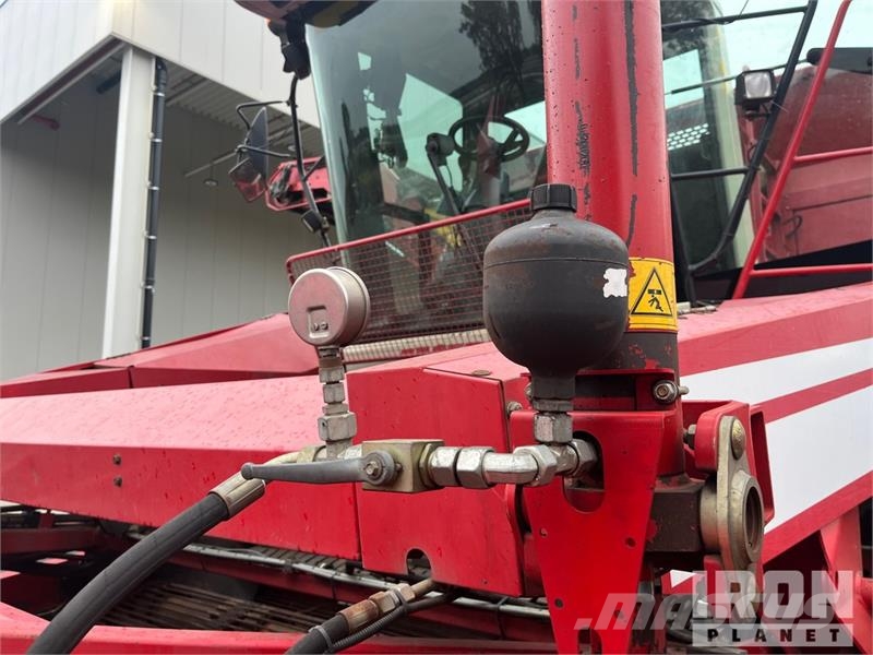 Grimme Tectron 415 Self-Propelled 4 Row Potato Harvester Burgonya kombájnok és kiszedők