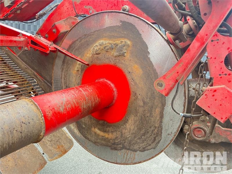 Grimme Tectron 415 Self-Propelled 4 Row Potato Harvester Burgonya kombájnok és kiszedők