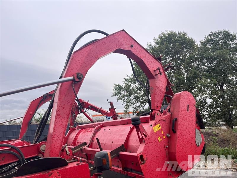 Grimme Tectron 415 Self-Propelled 4 Row Potato Harvester Burgonya kombájnok és kiszedők