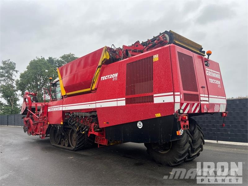 Grimme Tectron 415 Self-Propelled 4 Row Potato Harvester Burgonya kombájnok és kiszedők