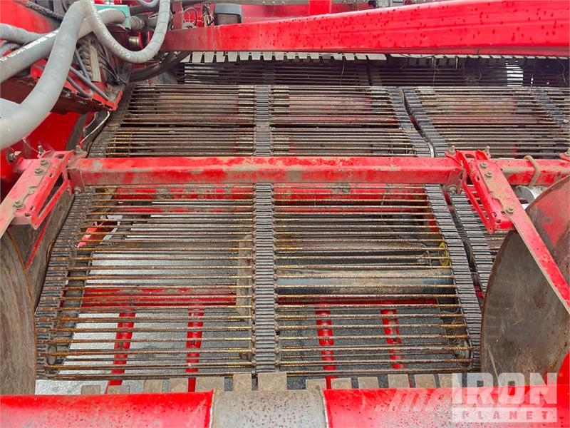Grimme Tectron 415 Self-Propelled 4 Row Potato Harvester Burgonya kombájnok és kiszedők