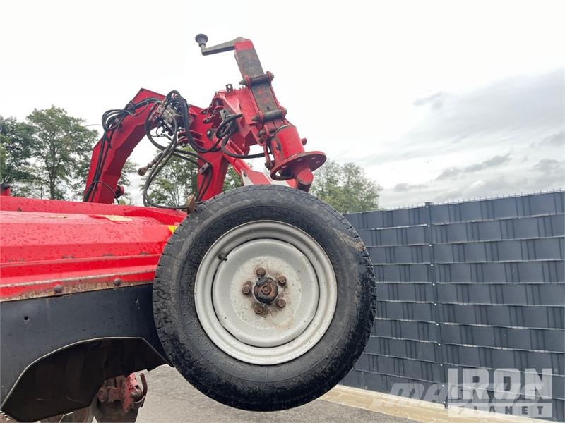 Grimme Tectron 415 Self-Propelled 4 Row Potato Harvester Burgonya kombájnok és kiszedők