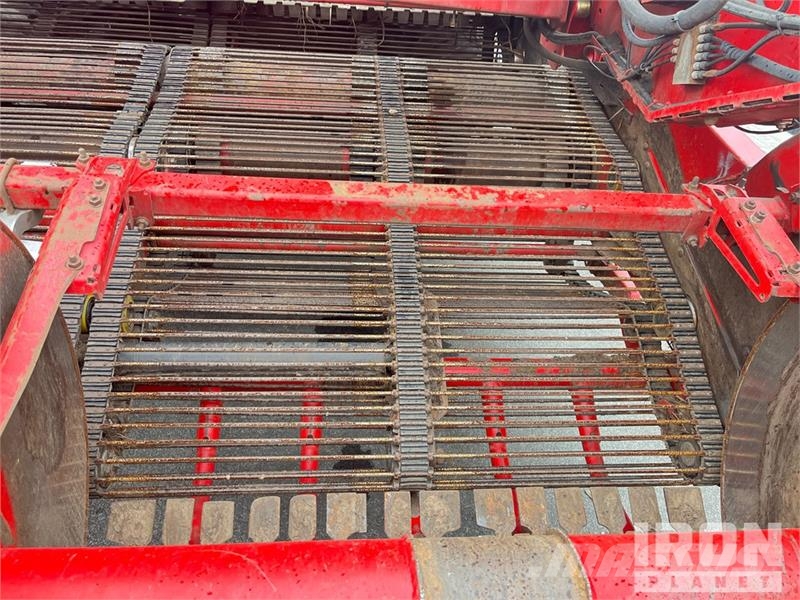 Grimme Tectron 415 Self-Propelled 4 Row Potato Harvester Burgonya kombájnok és kiszedők
