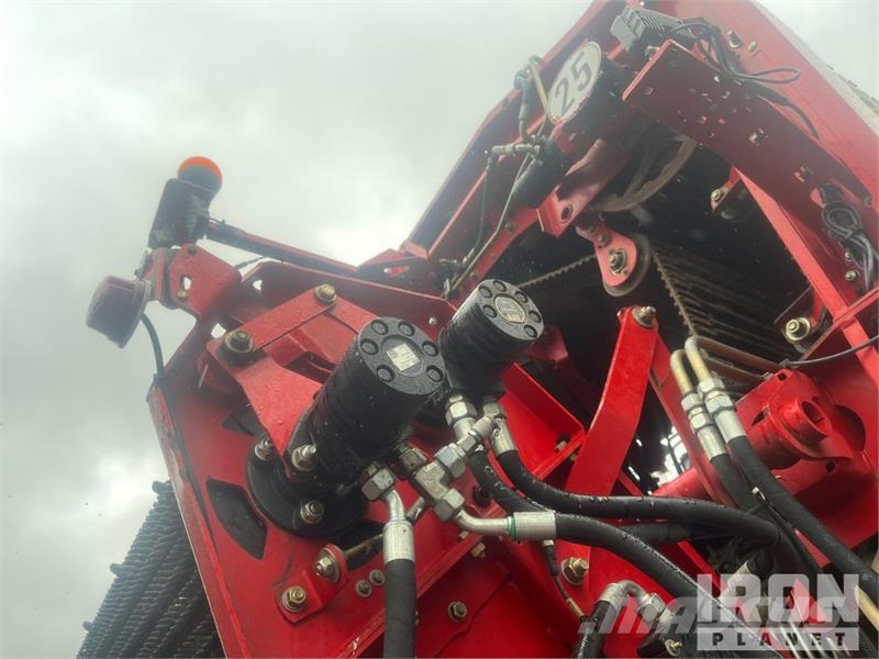 Grimme Varitron 470 MS Self-Propelled Potato Harvester Burgonya kombájnok és kiszedők