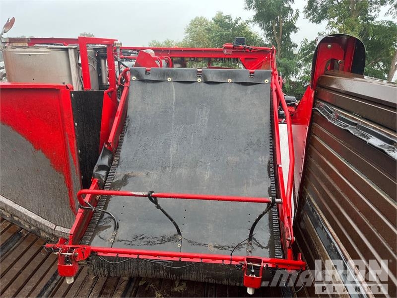 Grimme Varitron 470 MS Self-Propelled Potato Harvester Burgonya kombájnok és kiszedők