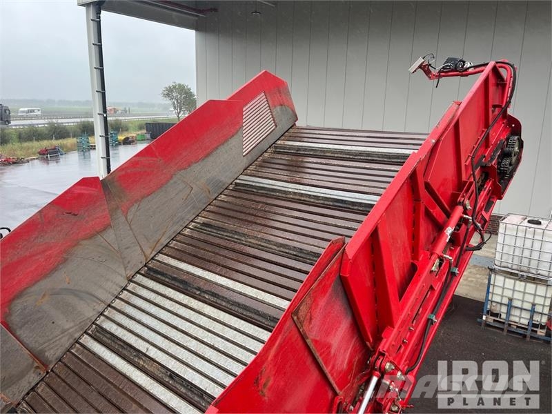 Grimme Varitron 470 MS Self-Propelled Potato Harvester Burgonya kombájnok és kiszedők