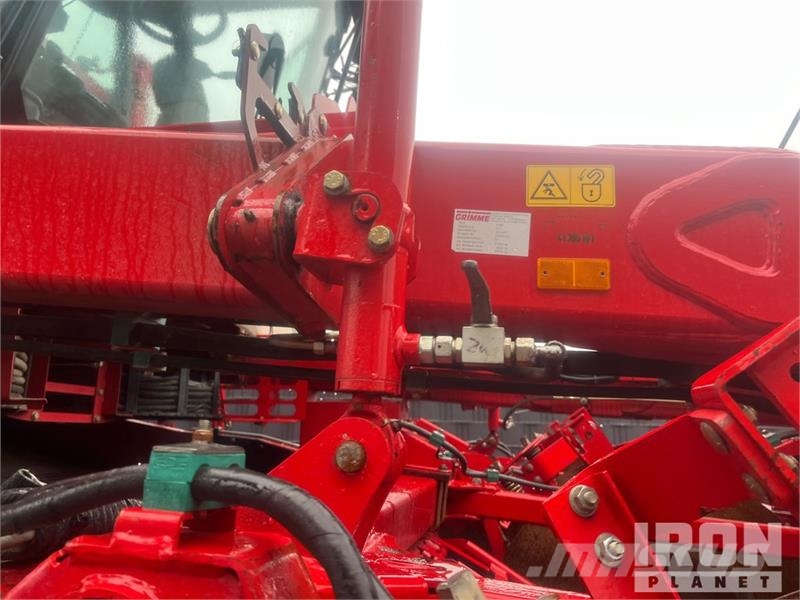 Grimme Varitron 470 MS Self-Propelled Potato Harvester Burgonya kombájnok és kiszedők