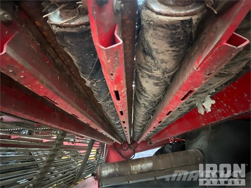 Grimme Varitron 470 MS Self-Propelled Potato Harvester Burgonya kombájnok és kiszedők
