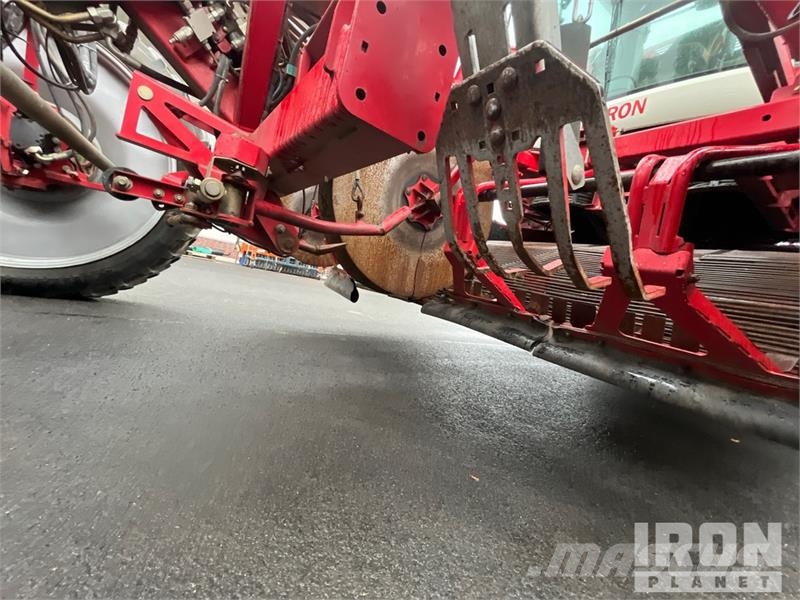 Grimme Varitron 470 MS Self-Propelled Potato Harvester Burgonya kombájnok és kiszedők