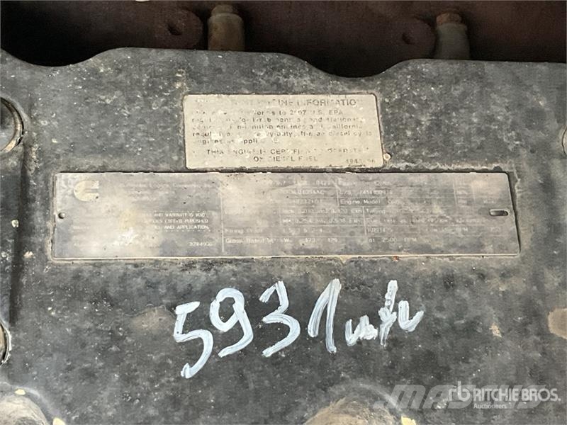 Grove RT650E Celtņi nelīdzenām virsmām