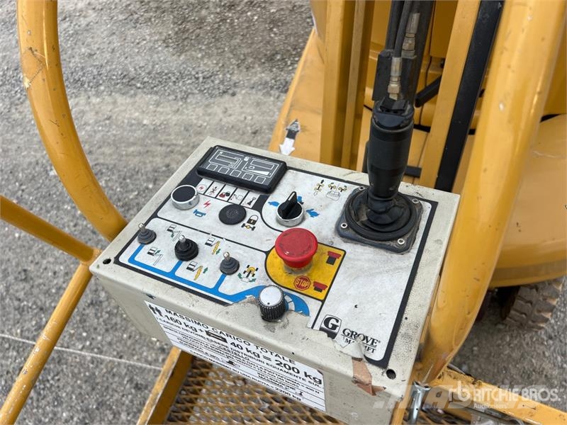 Grove Toucan 1010 Vertical Mast Lift Vertikaalsed mast tõstukid