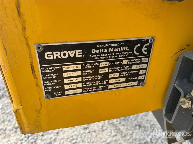 Grove Toucan 1100C Vertical Mast Lift (Inoperable) Personenaufzüge