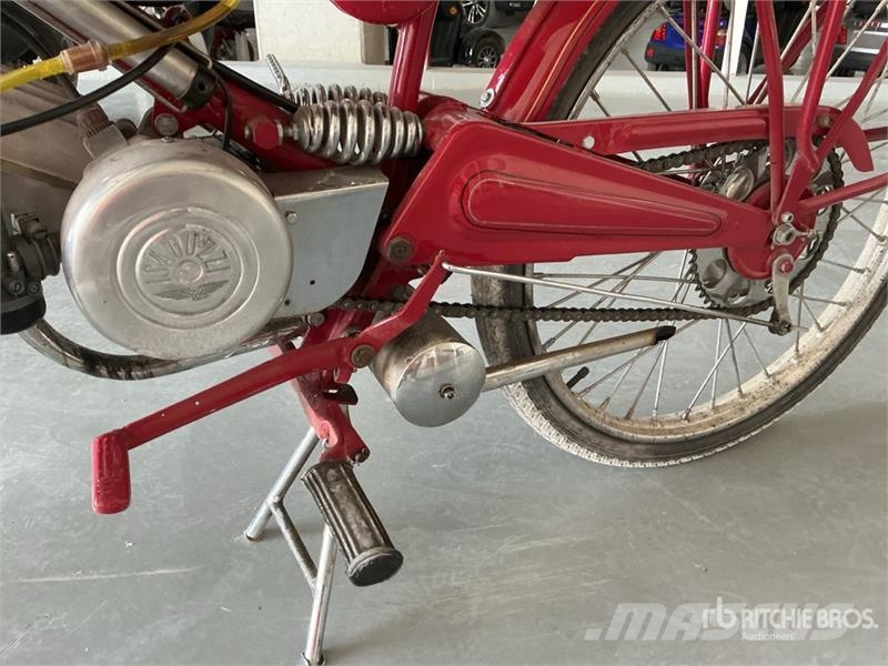 Guzzi Hispania 65cc Classic Bike Voiture