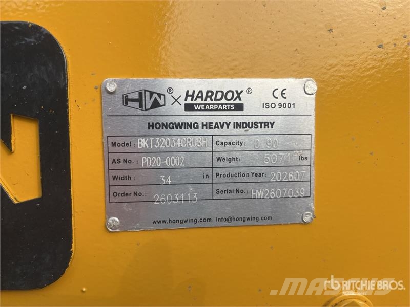 H&W BKT32034CRUSH 700 mm chrusing bucket 34 in Excavat معدات البناء - غير ذلك