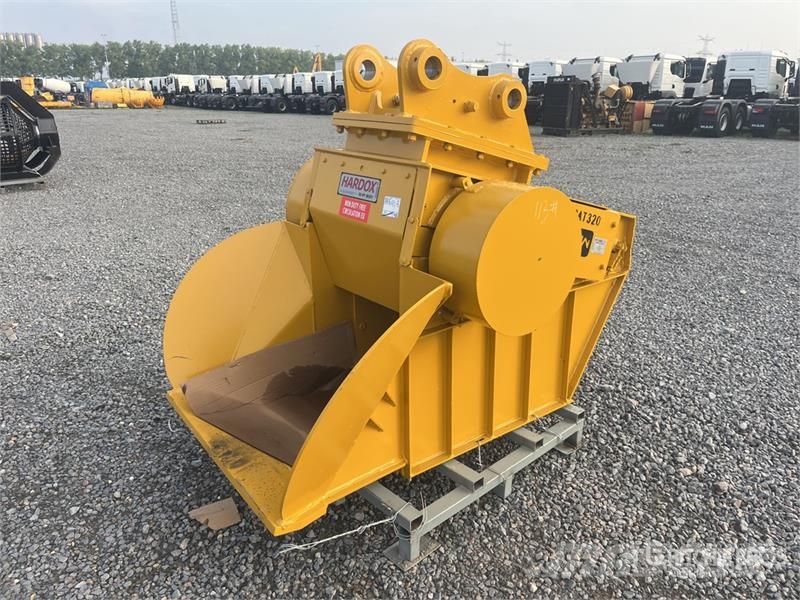 H&W BKT32034CRUSH 700 mm chrusing bucket 34 in Excavat معدات البناء - غير ذلك
