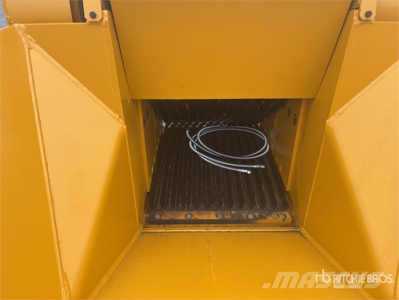 H&W BKT32034CRUSH 850 mm cruscherbucket Excavator Crus Būvniecība- Citi