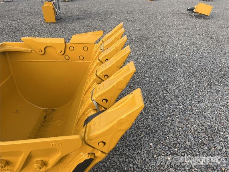 H&W BKT32054HD 1350 mm Digging 54 in Excavator Bucket Kašike / Korpe
