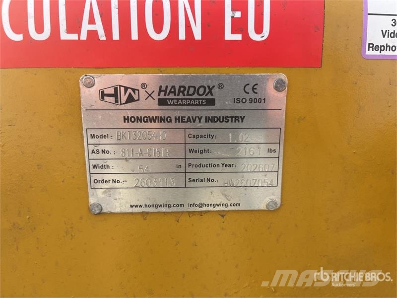 H&W BKT32054HD 1400 mm Digging 54 in Excavator Bucket دلاء