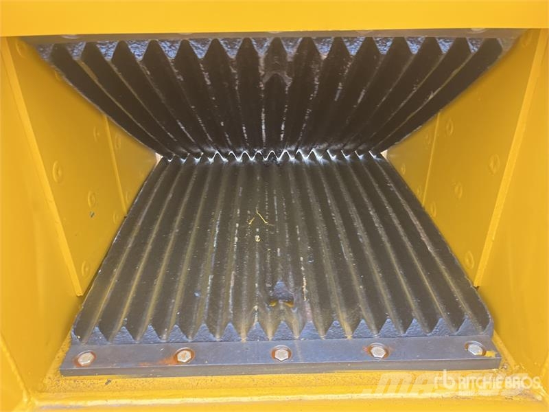 H&W BKT336D36CRUSH 800 mm Excavator Crusher Bucket (Un معدات البناء - غير ذلك