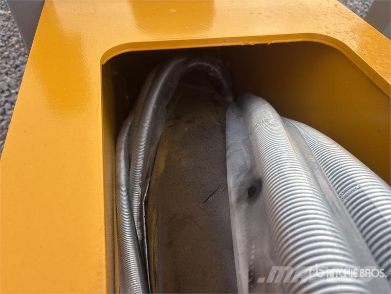 H&W HWT280RT Demolition Shear (Unused) مقصات هيدروليكية