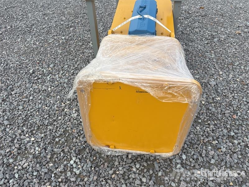 H&W HWT280RT Demolition Shear (Unused) مقصات هيدروليكية