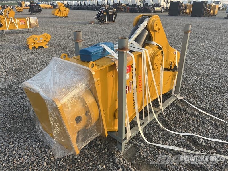 H&W HWTDP380 Rotating Demolition Pulverizer (Unused) Trituradoras