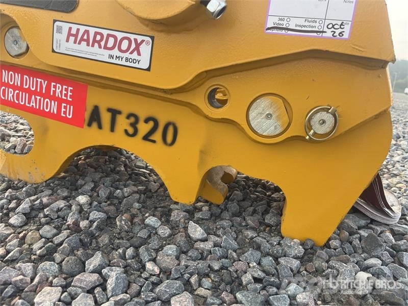 H&W QCCAT320 Excavator Coupler (Unused) Quick connectors