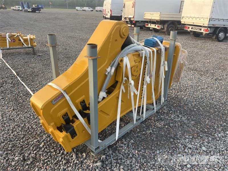 H&W Titan Series HWTDP380 Rotating Demolition Pulveriz جراشات البناء