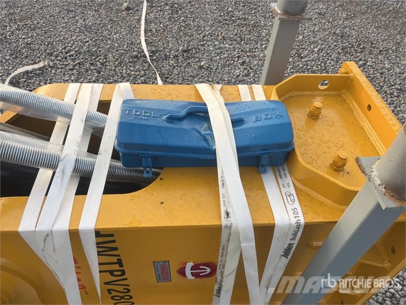 H&W Titan Series HWTPV280 Rotating Demolition Pulveriz جراشات البناء