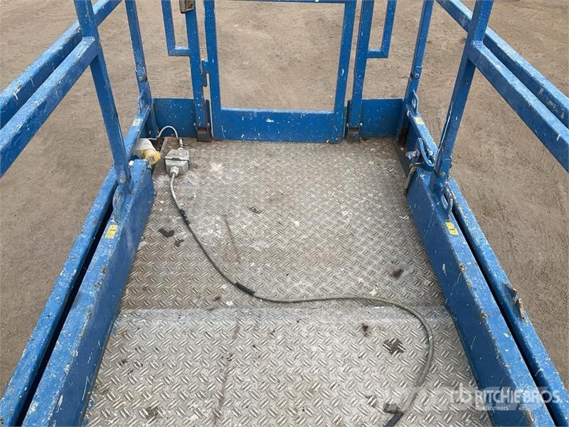 HAB S142 Electric Scissor Lift Scissor lifts