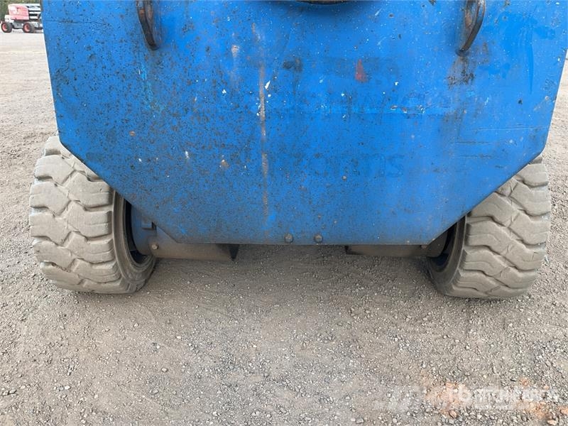 HAB S142 Electric Scissor Lift Scissor lifts