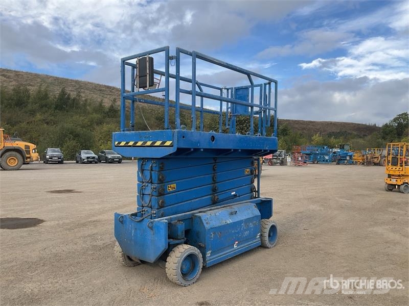 HAB S142 Electric Scissor Lift Scissor lifts