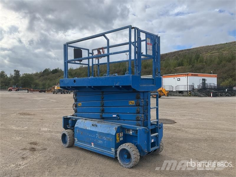 HAB S142 Electric Scissor Lift Scissor lifts