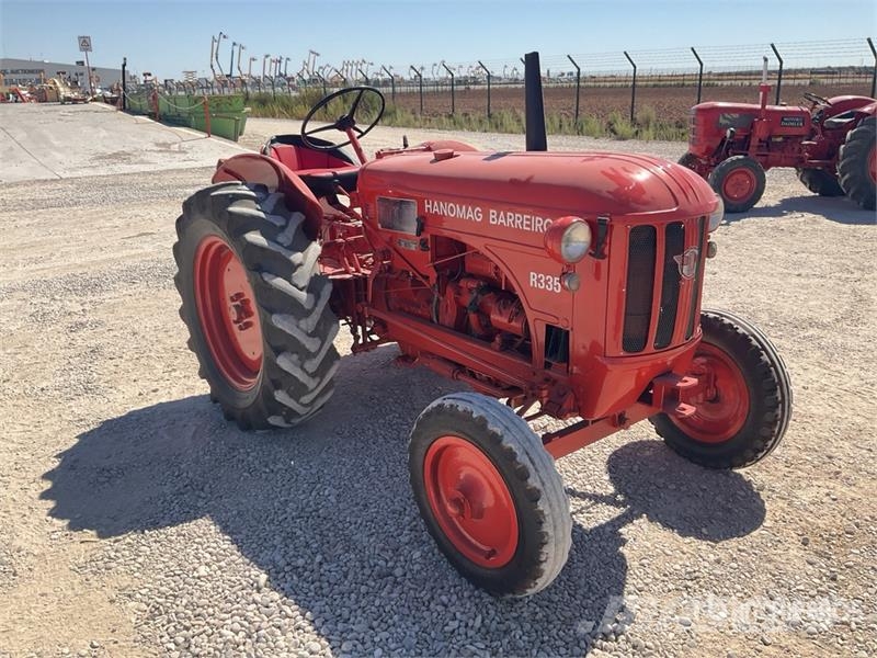Habomg-Barreiros R335 2WD Antique Tractor (Inopera Traktorok
