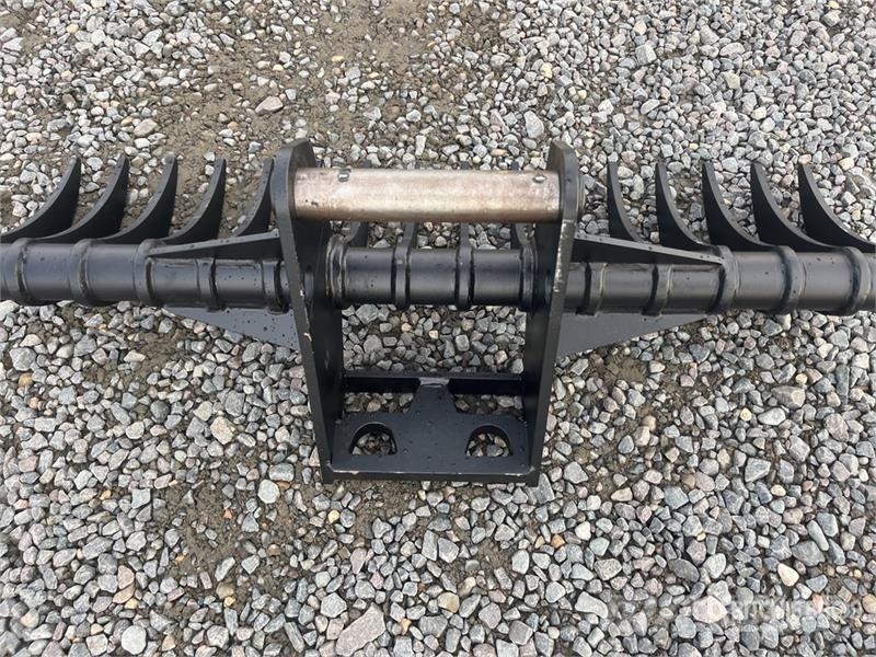 Haener HBR1400-MS08 1400 mm Q/C Excavator Rake (Un Schudders