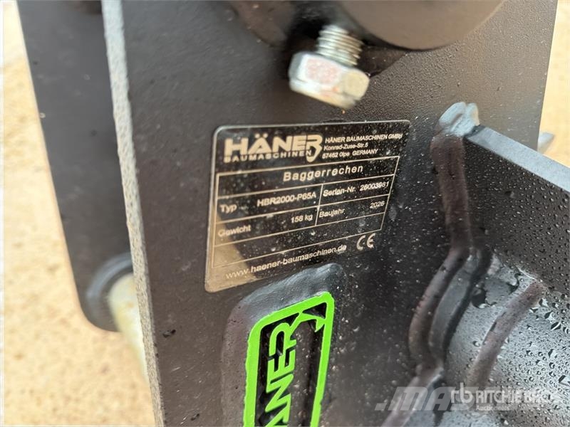  Haener HBR2000-P65A 2000 mm Lifting Excavator Rake مكابس وميبسات التبن