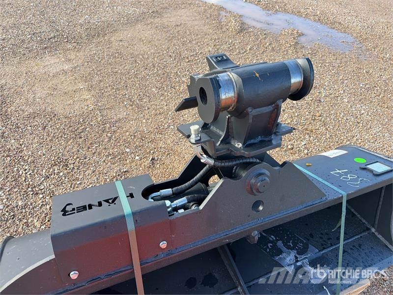  Haener HHG3140-Morin-M2 1400 mm Tilting Excavator  دلاء