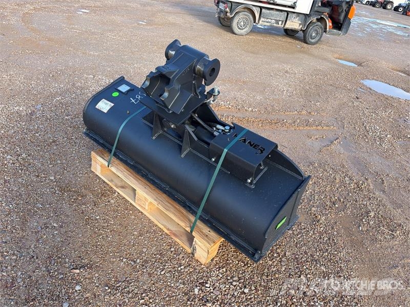  Haener HHG3140-Morin-M2 1400 mm Tilting Excavator  دلاء