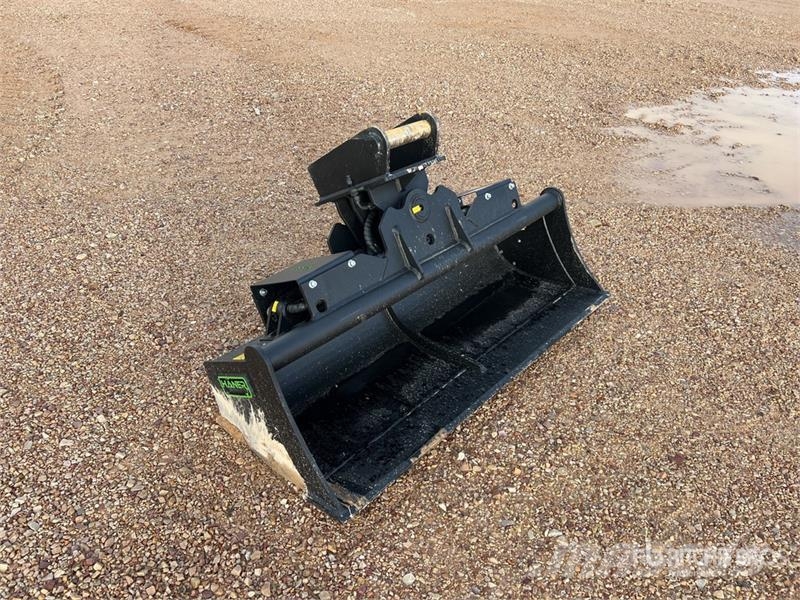Haener HHG3140-MS03-2A 1400 mm Tilting Excavator B Godet
