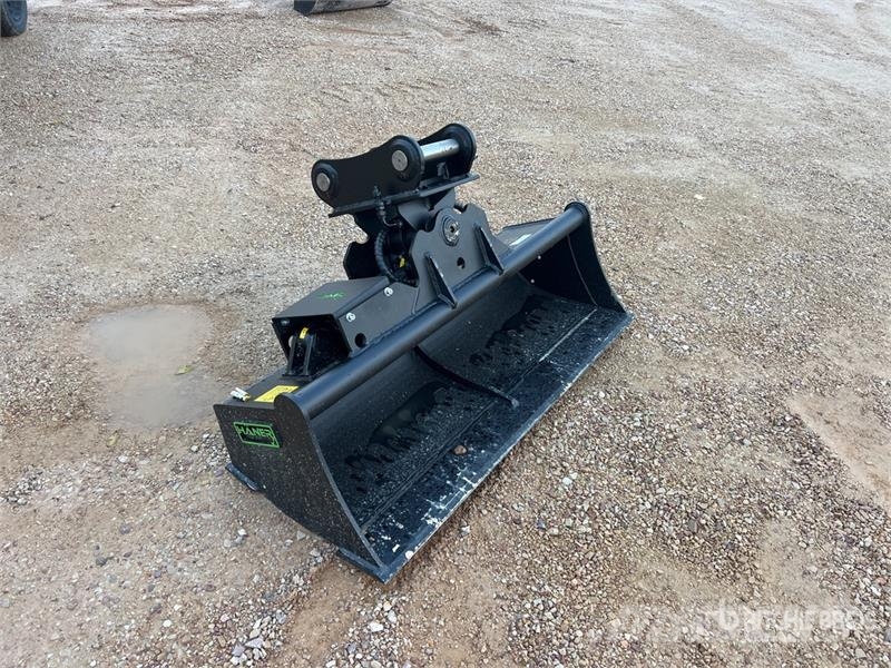Haener HHG3140-P45A 1400 mm Tilting Excavator Buck Godet