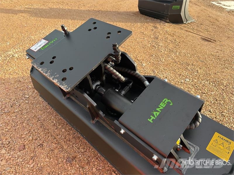  Haener HHUL1400-3.7-P45 1400 mm Tilting Universal  دلاء