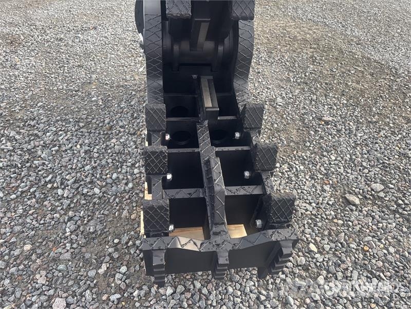 Haener HPX2600A Rotating Demolition Pulverizer (Un Pulveriser (Demolition Crusher )