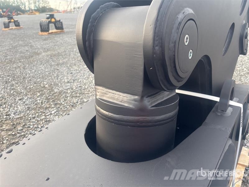 Haener HPX2600A Rotating Demolition Pulverizer (Un Pulveriser (Demolition Crusher )