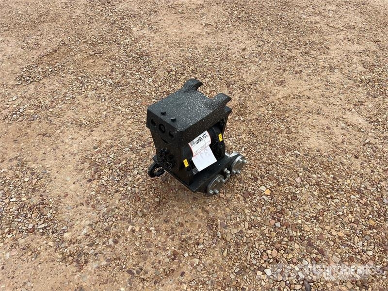 Haener HSA-MS01-M-1.3-30-A swing drive (Unused) Autres accessoires