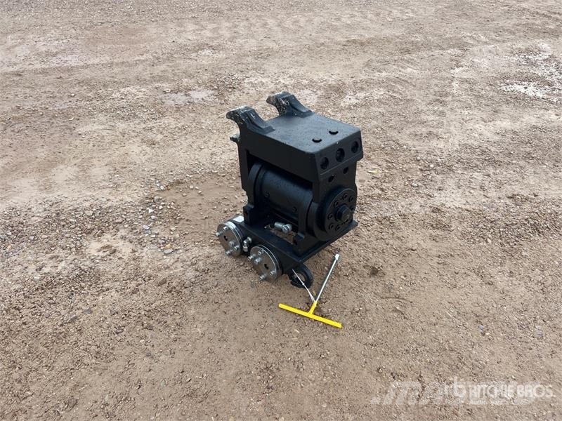  Haener HSA-MS03-M-4.6-40-A swing drive (Unused) Other components