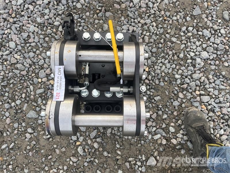 Haener HSA-MS03-M-4.6-40-A Hydraulic Tilting Q/C ( مكونات أخرى